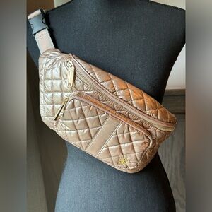 Oliver Thomas rose gold Fanny pack. Euc!
